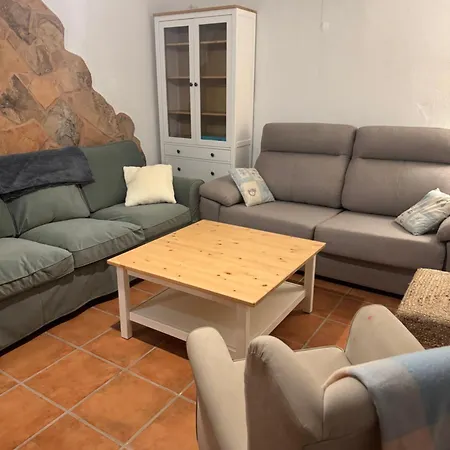 La Casa Del Pueblo Con Piscina Y Barbacoa